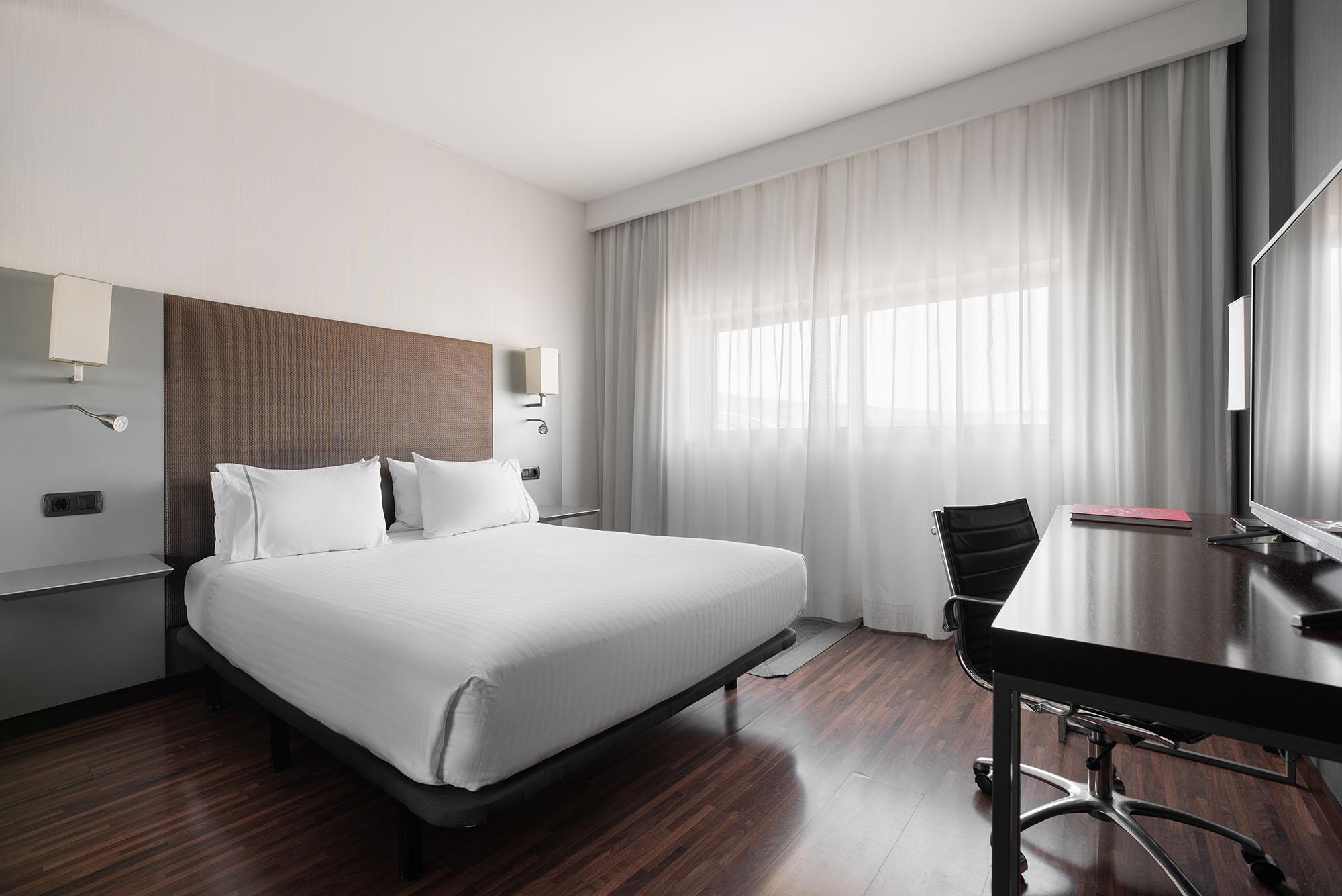 Hotel Exe Zizur Pamplona Zizur Mayor Esterno foto