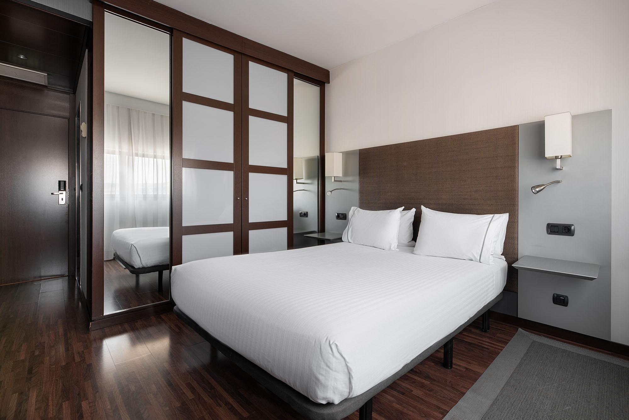 Hotel Exe Zizur Pamplona Zizur Mayor Esterno foto